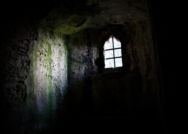Caerphilly_C_window